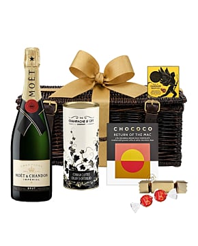 Moet & Chocolate Hamper