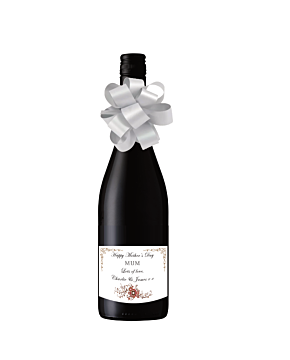 branded-white-wine-in-vintage-case