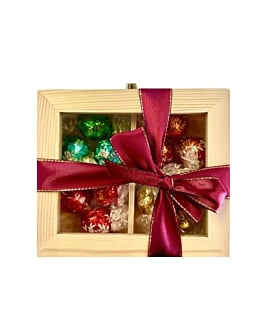 12 Signature Swiss Truffle Gift - 4 Flavours in Luxury Wooden Case