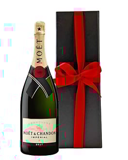 Moet Brut Imperial Champagne Magnum 150cl - In Black Gift Box