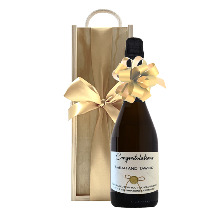 Luxury Personalised Prosecco D.O.C. Wedding Gift - Presented in Wooden Presentation Box
